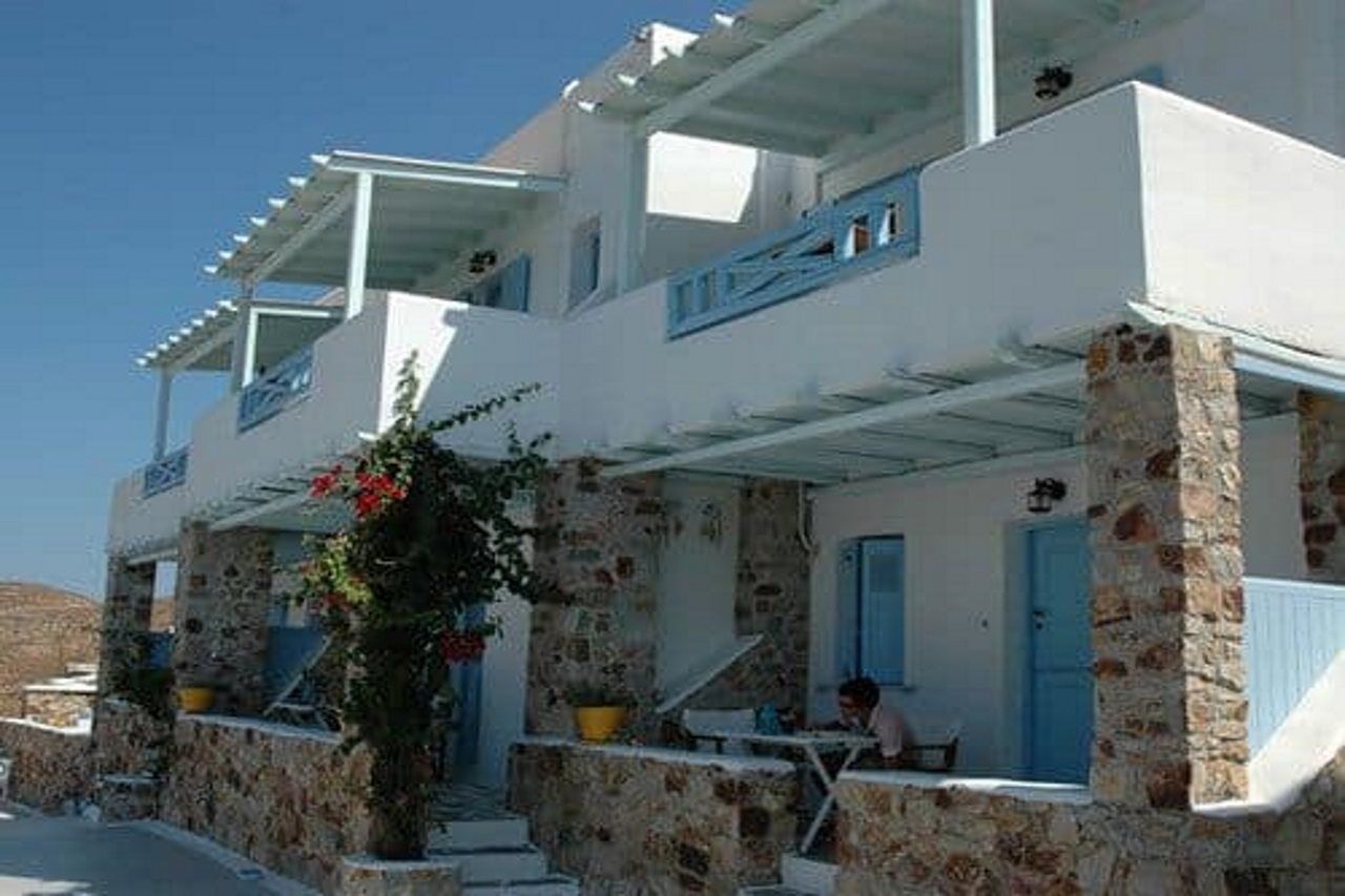 Amfitriti Studios Livadi  Exterior foto